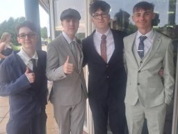 515702236_1294065762721143_5078095037193190908_n_1294065756054477