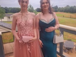 515992566_1294069746054078_5709259439189464766_n_1294064699387916