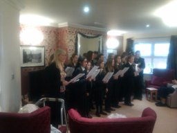 choir_sing_at_chesterton_lodge